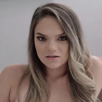 Athena Faris Porn Videos 